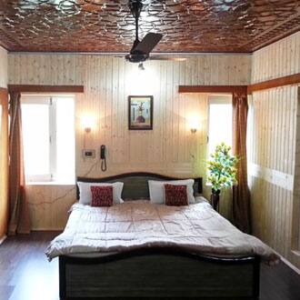 Nigeen Residency Resort, Srinagar 2